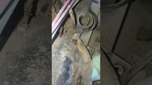 Mercedes w210 не работал поворотник причина замыкание проводки.