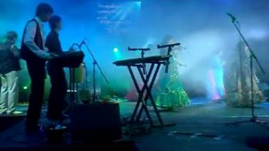 Наталья Бузылёва и шоу группа РОМЭН под руководством Василия Груя Песня Ивушки 480