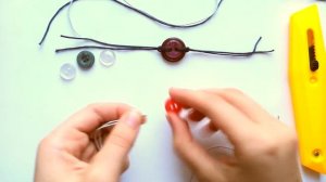 Простая идея: Браслет из пуговицы | Super Easy Button Bracelet DIY