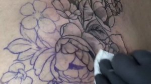 Whip shading flowers | Tattoo time lapse