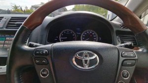 Toyota Crown Majesta G 4,6 V8 URS206