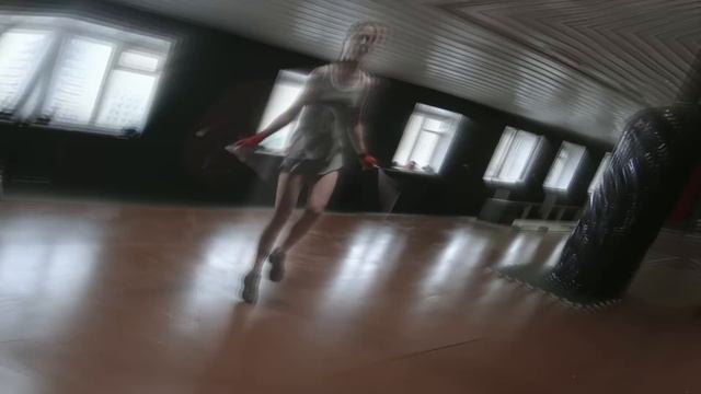 Вот Что Произойдет с Вашим Телом от Скакалки Каждый День (Поразительно)