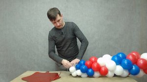 Стойка из воздушных шаров со звездой Как сделать стойку из воздушных шариков с звездой своими рукам