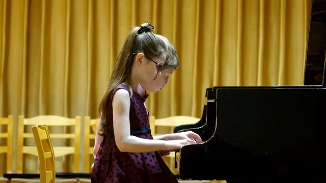 Путешествие в небеса (В.Сапожников) Олег Кручинин (5 кл.), Мария Раула(4 кл.) смотреть онлайн