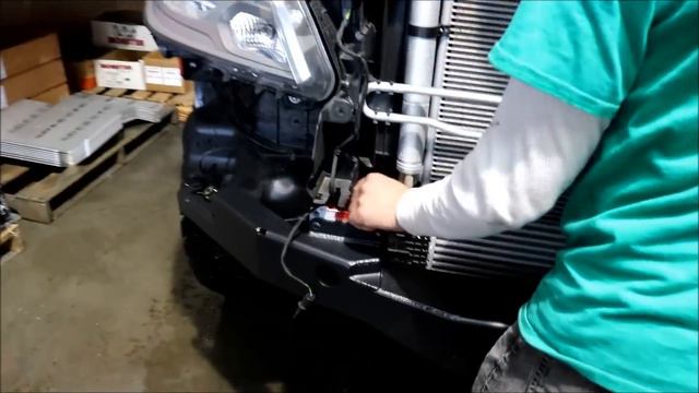 Mercedes Sprinter Front Receiver Hitch install смотреть онлайн