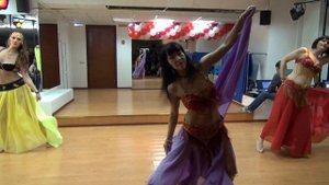 Восточный танец с платками