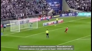 Вратарь отбил пенальти сальто