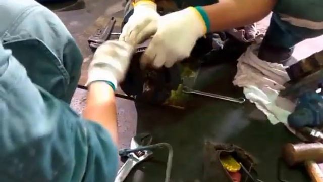 HOW TO DISMANTLE / REPAIR / OVERHAUL OF GEAR PUMP (VIKING) смотреть онлайн