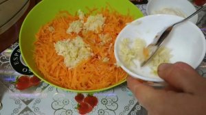 Как приготовить салат из моркови с чесноком и майонезом