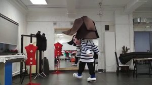 Ростовая кукла Девочка с большой головой и в полосатом джемпере