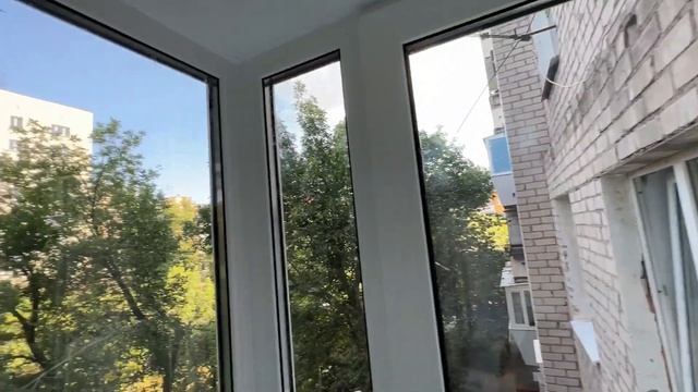 Ремонт балкона в хрущевке "Под ключ". Остекление, утепление, обшивка панелями, шкаф из ПВХ смотреть онлайн