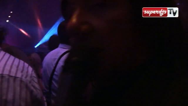 Михаил Гребенщиков - Экскурсия по клубу Опера смотреть онлайн