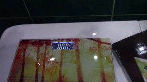 Напольные весы Marta MT-1676 Распаковка и краткий обзор.