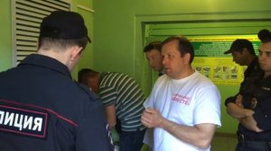 Будем считать, изымать одну страницу нельзя