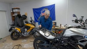 BMW F 700 GS на ТО.