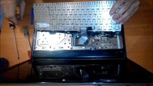 Разборка и чистка Dell Inspiron N5010 (Dell Inspiron N5010 disassemble)