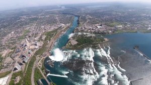 Ниагарский водопад с вертолета