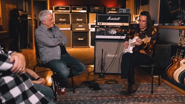 Nuno Bettencourt Proves He Can Play Anything смотреть онлайн