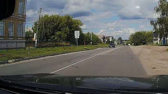 Над голубем проехала машина, а он остался жив смотреть онлайн