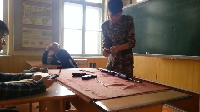 Разборка и сборка АК-74 за 13 секунд смотреть онлайн