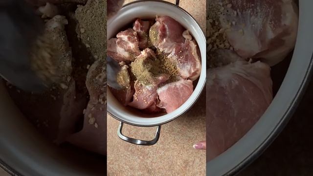 Быстрый правильный маринад для мяса шашлыка. Когда гости на пороге.