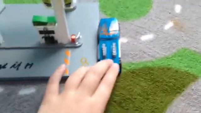 Хотвивс против заправки#2 смотреть онлайн