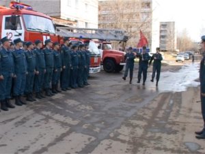 В городской пожарной части №12 прошел митинг, посвященный празднованию юбилейного Дня Победы