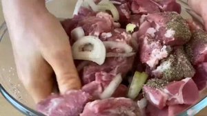 ШАШЛЫК В ДУХОВКЕ С ДЫМКОМ | ВКУСНЫЙ И СОЧНЫЙ