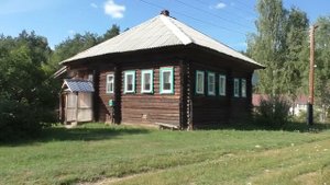 Дом в деревне на продажу за 500 тысяч. Деревня в лесу. Тихая и уютная деревня в живописном месте.