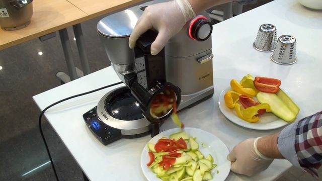 BOSCH OptiMUM MUM9YX5S12 Küchenmaschine / TEST смотреть онлайн