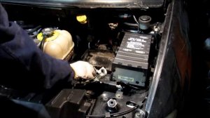 Как снять стартер Крайслер Вояджер турбодизель 2,5 л/ To take off a starter Chrysler voyager 2,5 l