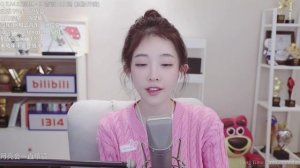 Фэн Тимо Красная роза и белая роза