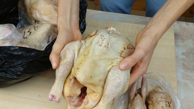В первый раз заказала домашних перепелок по 600 руб за кг. Показываю какое мясо мы едим
