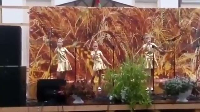 "Ежик-почтальон" дет.вок.анс."Микст" смотреть онлайн