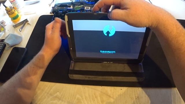 Установка Android 11 на Galaxy Note 10.1 (LineageOS 18.1) /Install Android 11 on Galaxy Note 10.1 смотреть онлайн