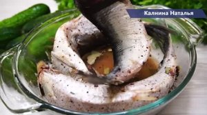 По этому рецепту Сельдь никогда не испортишь. И Маринованный лучок за 3 минуты,  к рыбе незаменим.