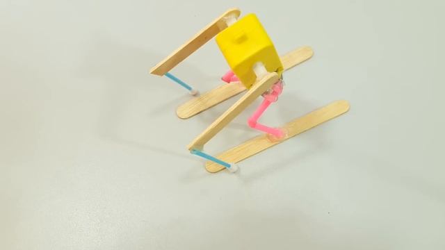 Cómo Hacer un Robot Esquiador смотреть онлайн