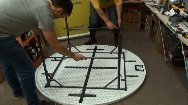 Стол чемодан круглый складной F160 смотреть онлайн