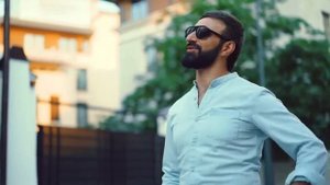 Арик – Твои глаза цвета черного
