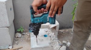 DHR183 Makita Cordless Rotary Hammer