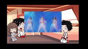 ~реакция~ Кея Лу сы Чена на Тун яо сори что такая короткая ?