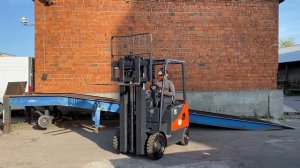 Вилочный автопогрузчик Doosan D18S-5