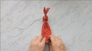 Кукла - оберег «Зайчик на пальчик»