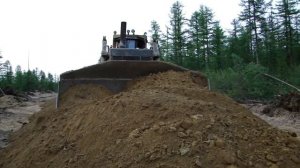 Komatsu D375 A планировка бульдозером