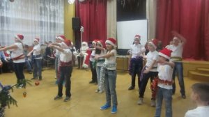 Новогодний танец