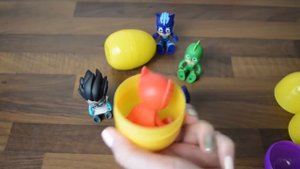 Герои в масках спрятались в яйцах! Ищем вместе! Новая серия! На русском!