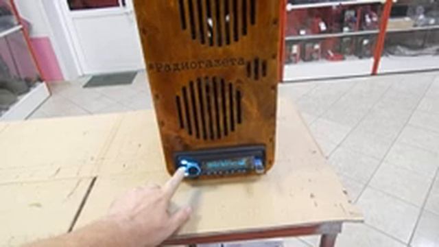 Модель №3 Самодельный бумбокс магнитола внизу смотреть онлайн