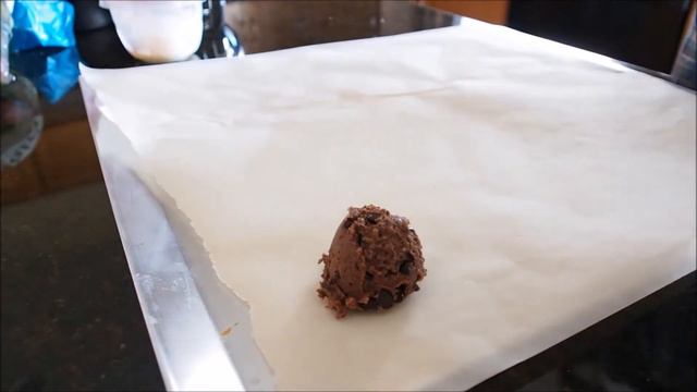 Baking with Kim and Kristen: Black Bean Peanut Butter Cookies смотреть онлайн