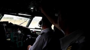 Заход на посадку Ту 154-М, Новый Уренгой. Активное управление у молодого 2-го пилота.