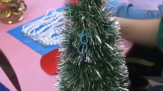 Новогодние игрушки в ЦДТ смотреть онлайн